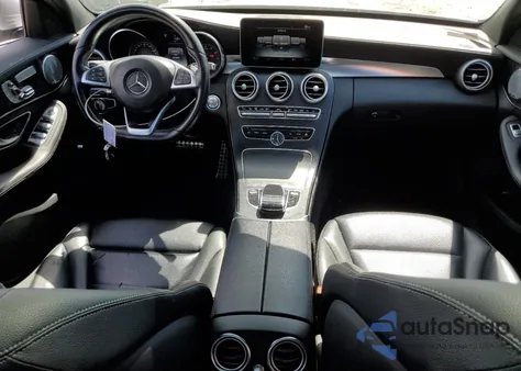 2015 Mercedes-Benz C 300 4Matic из США, поврежденный, VIN 55SWF4KB0FU014956